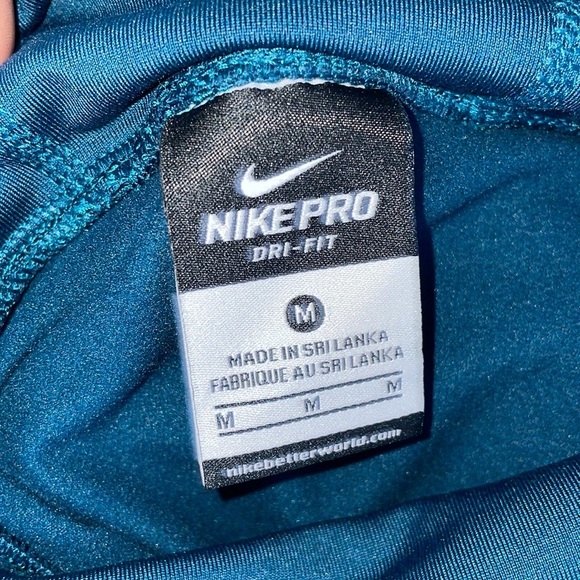 Nike Women's Sweatshirt - Picture 4 of 4